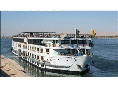 Schiff Edfu